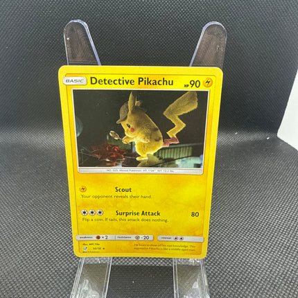 Detective Pikachu 10/18 - Detective Pikachu Set