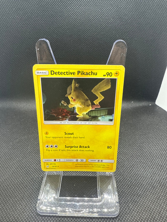 Detective Pikachu 10/18 - Detective Pikachu Set